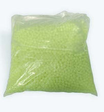 Load image into Gallery viewer, ROUND BEADS 8 mm OPAQUE LIGHT MINT GLOW - 1 KG BAG
